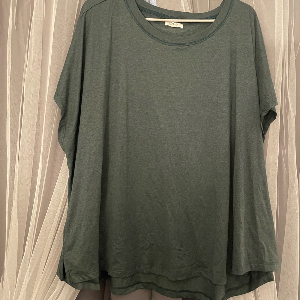 Maurices Forest Green Quick Drying Short Sleeve Tee